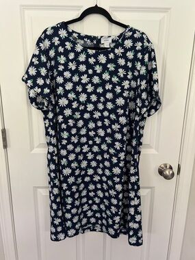 Old Navy Navy Floral Daisy Midi Dress